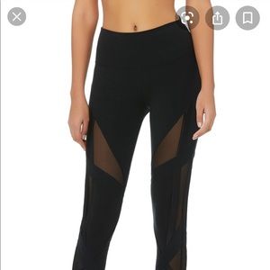 Alo high waisted bandage leggings, with tags!